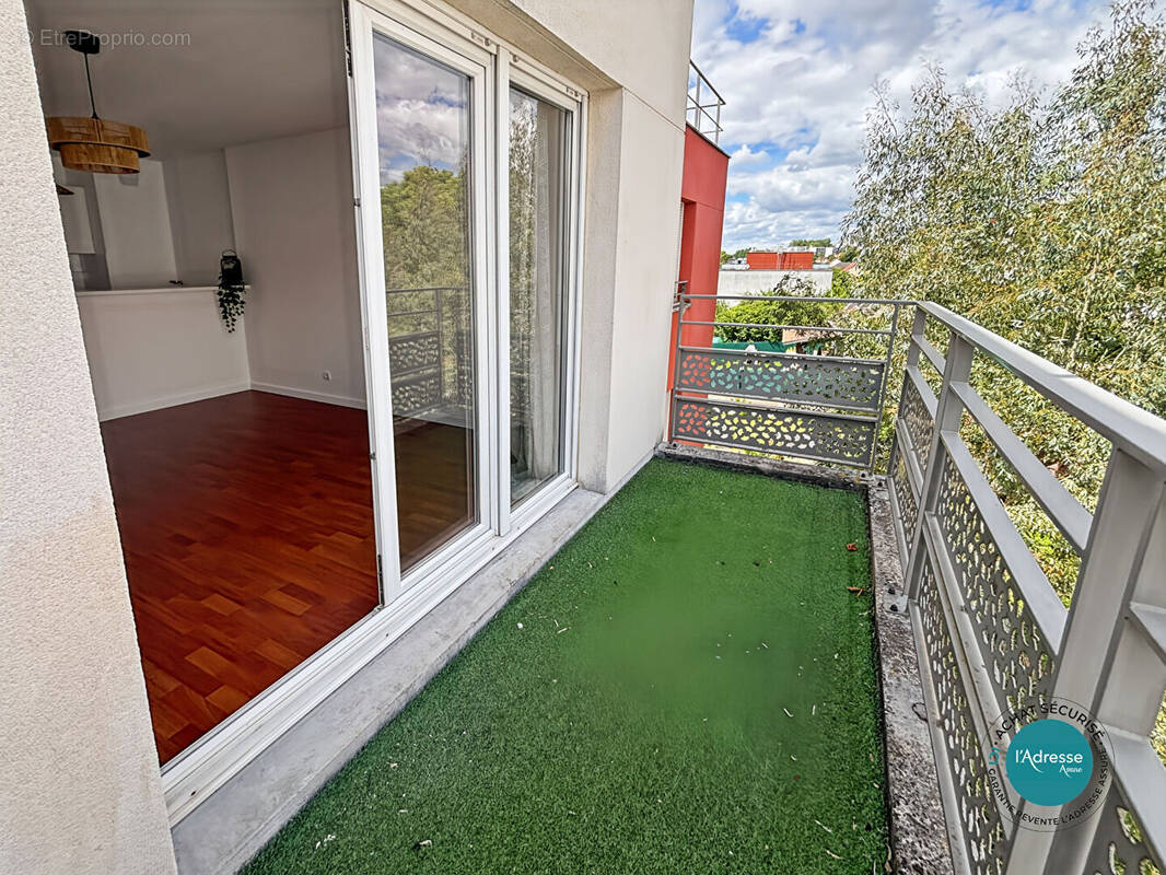 Appartement à CORBEIL-ESSONNES