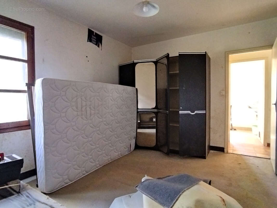 Maison à SAINTE-FLORENCE