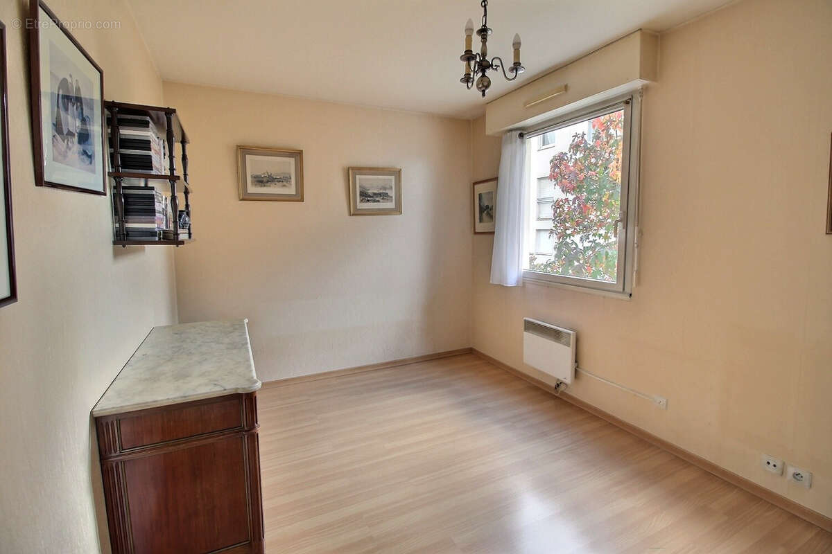 Appartement à MONTIGNY-LE-BRETONNEUX