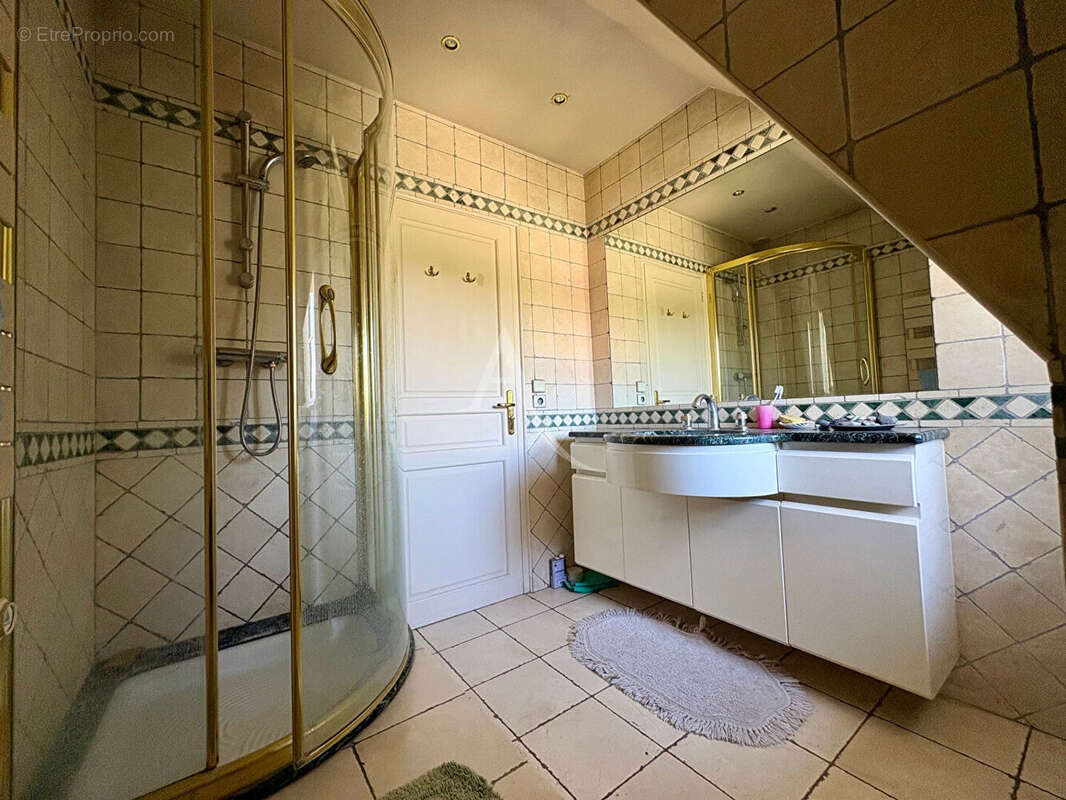 Maison à GIF-SUR-YVETTE