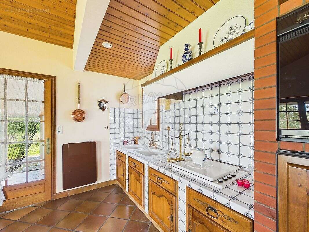 Maison à LES MATHES