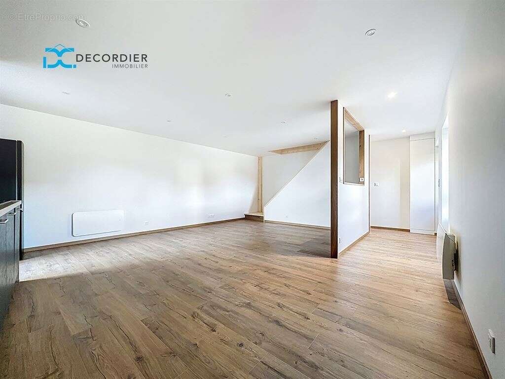 Maison à NEUVECELLE