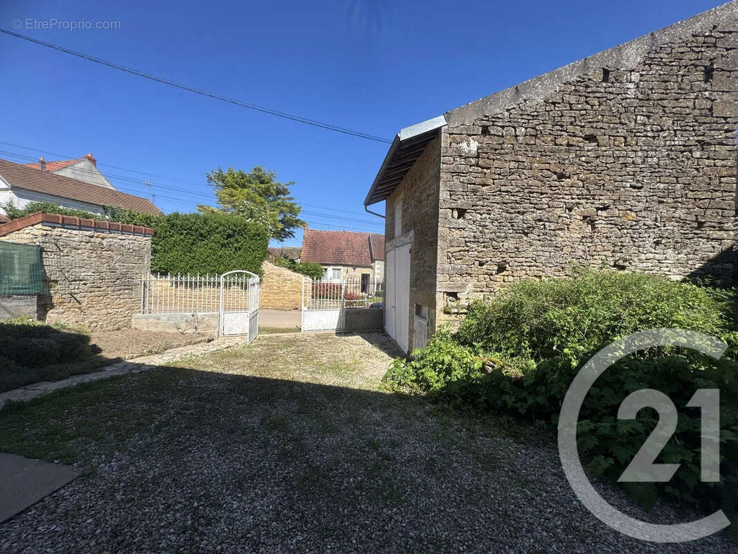 Maison à OISY