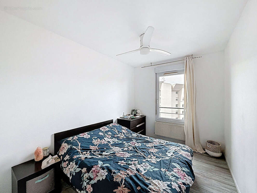 Appartement à LYON-8E