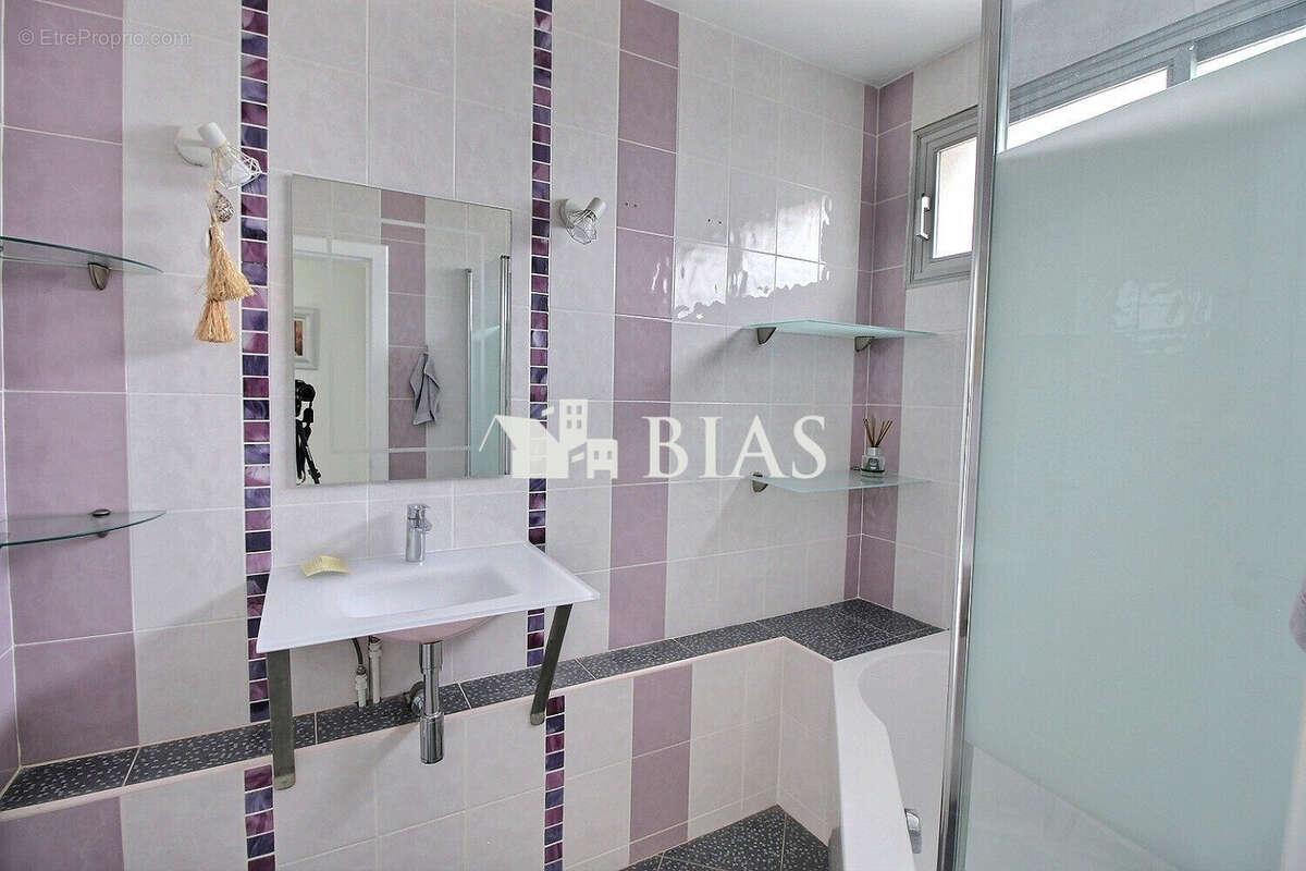 Appartement à SAINT-PIERRE-LES-ELBEUF