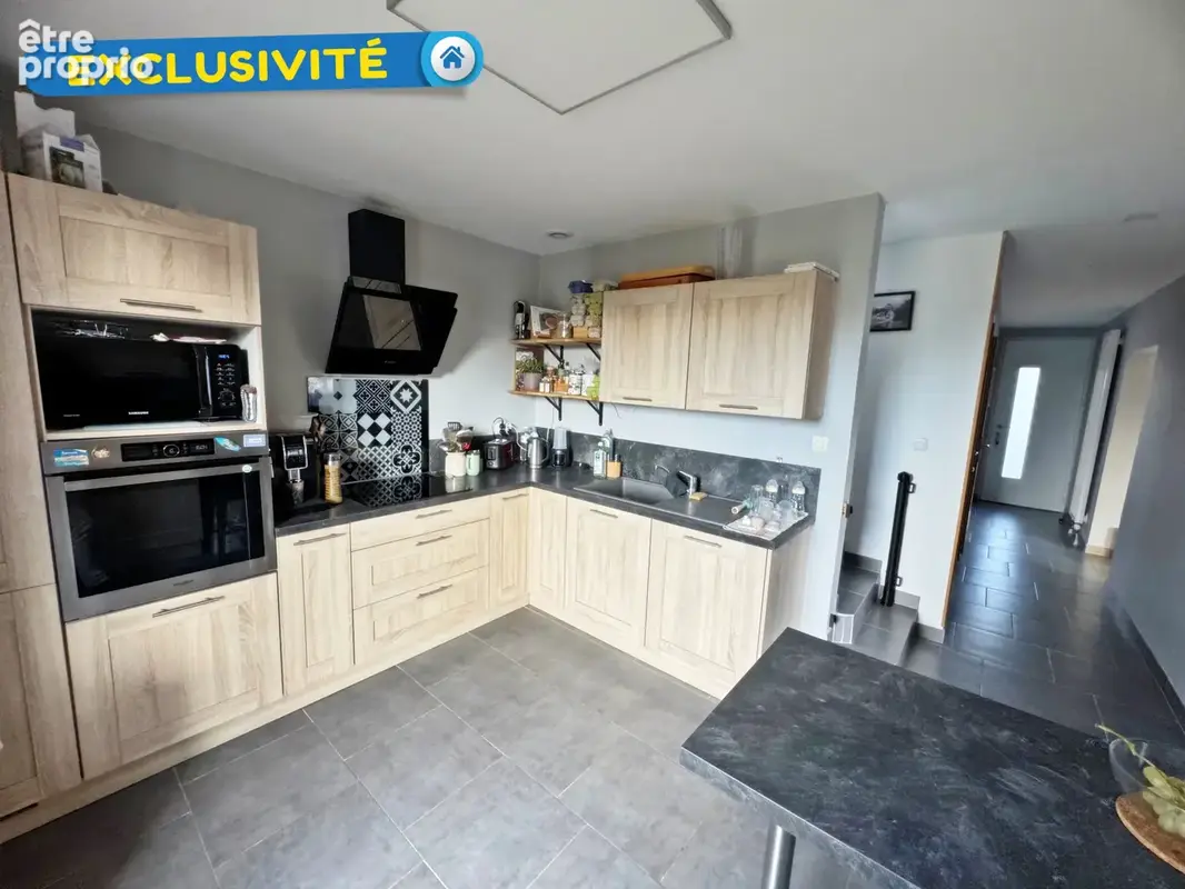 EXCLUSIVITE ! Maison rénovée d'environ 115 m2 avec 4 chambres et 1 149 m2 de jardin à Châteauneuf-sur-Loire ! - photo 5