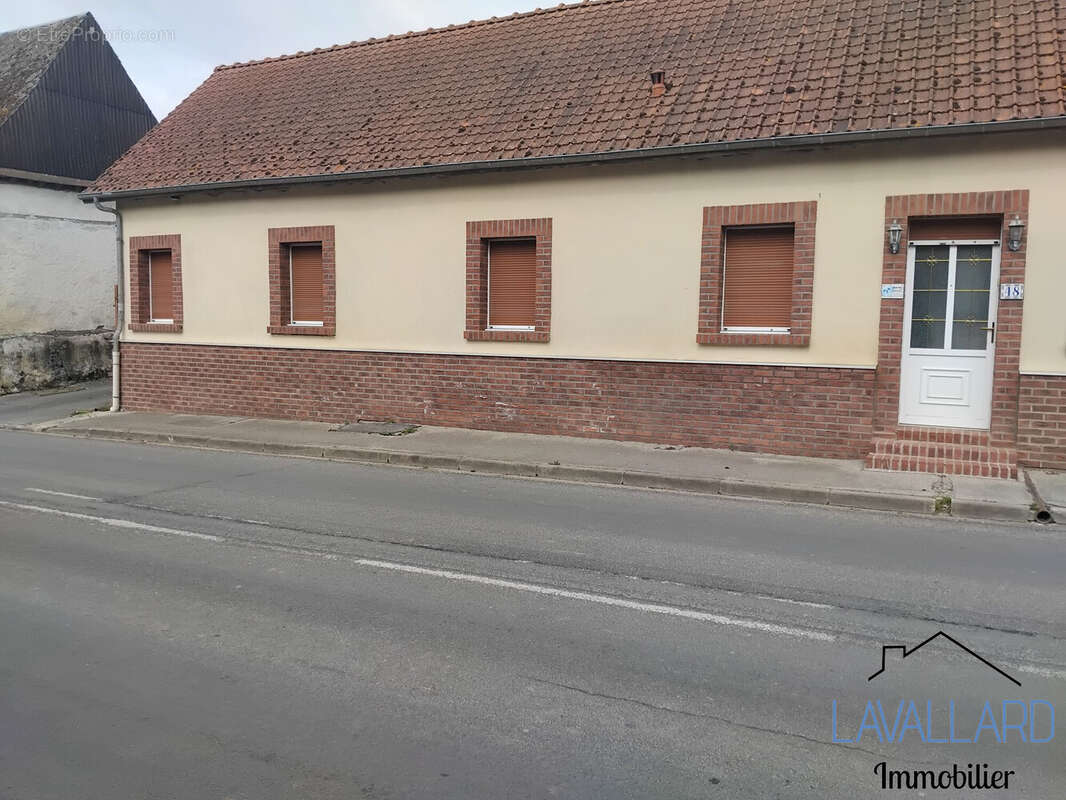 Maison à CONTAY