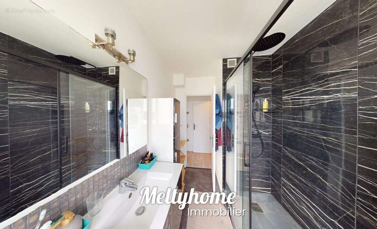 Appartement à CORMELLES-LE-ROYAL