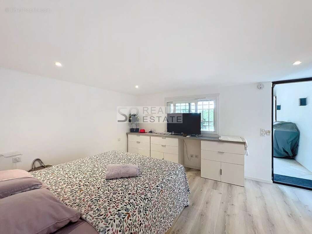 Maison à VILLENEUVE-LOUBET