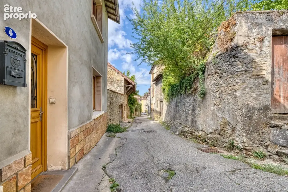 Maison 4 pièces 125 m² à vendre à Cremieu (38460) - photo 3