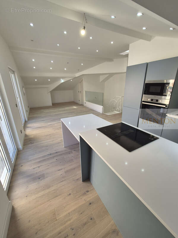 Appartement à MENTON