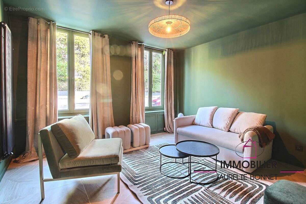 Maison à PONT-L&#039;EVEQUE