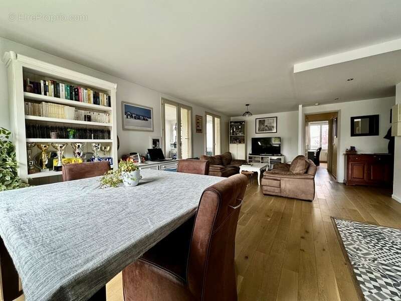 Appartement à GIF-SUR-YVETTE