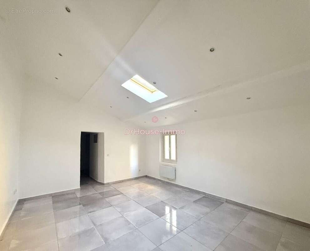 Appartement 48 m² à Toulon  - photo 4