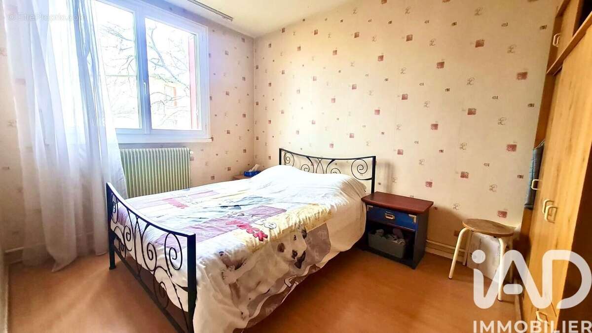 Photo 6 - Appartement à SAINTE-GENEVIEVE-DES-BOIS