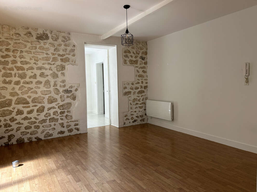 Appartement à COGNAC