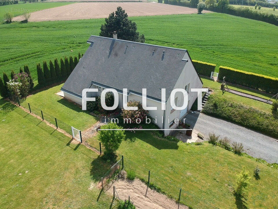 Maison à PLANQUERY