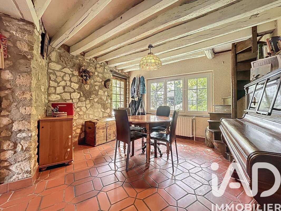 Photo 5 - Maison à LE MESNIL-AUBRY