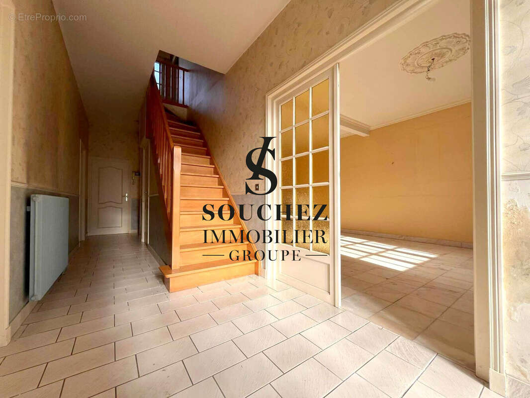 Maison 235 m² à Bully-Les-Mines  - photo 3