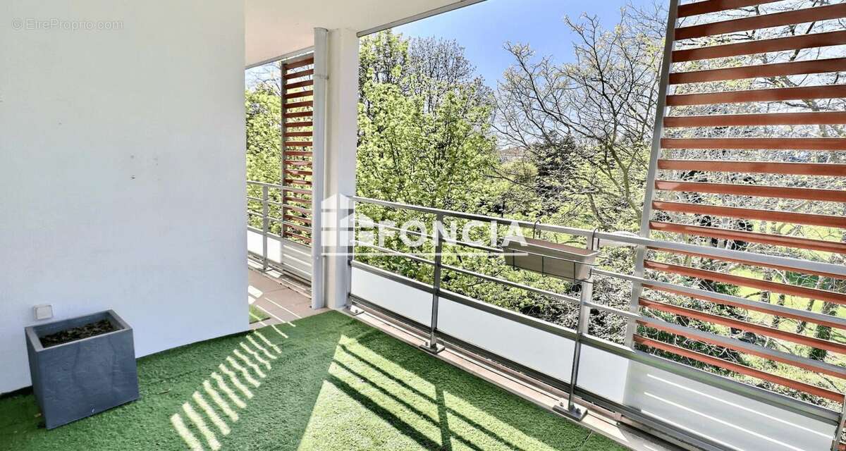 Terrasse sans vis a vis ouverte sur parc arbore - photo 2