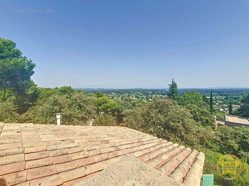 Maison à SAUVETERRE