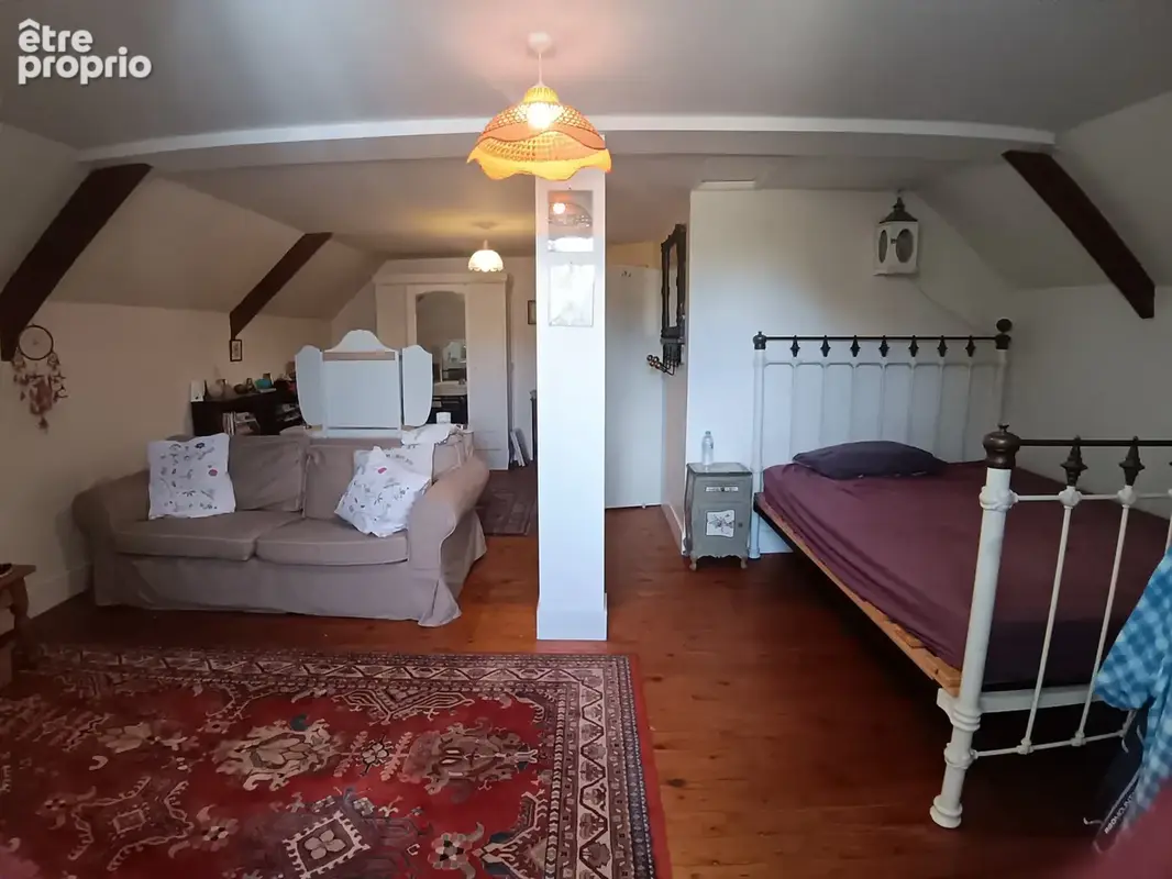 Maison en pierres en centre ville - photo 16