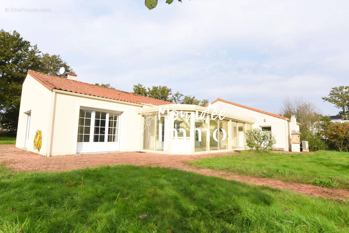 Maison à HAUTE-GOULAINE