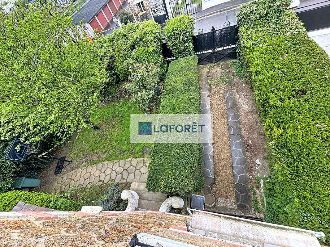 Maison à SARTROUVILLE