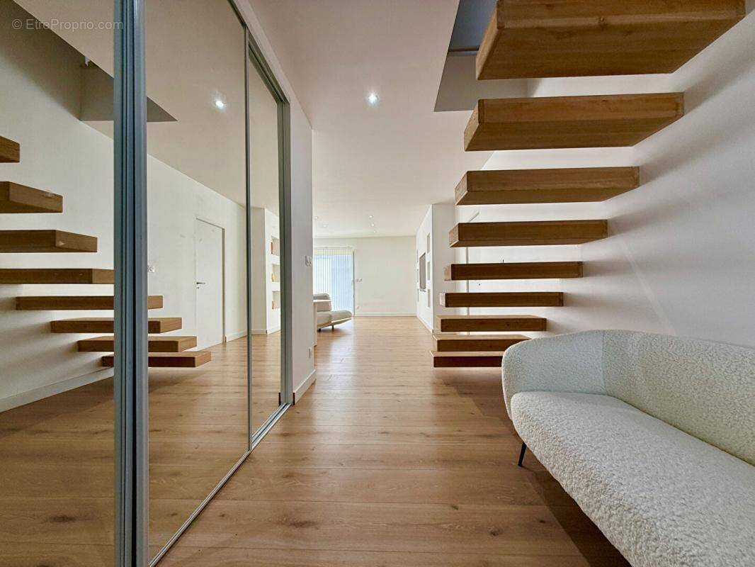 Maison à FRENOUVILLE