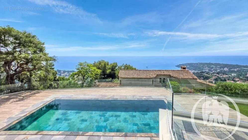 Maison à ROQUEBRUNE-CAP-MARTIN