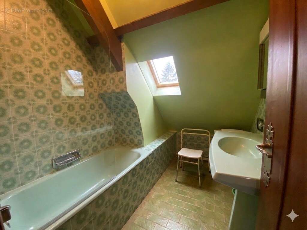 Maison à BENNECOURT