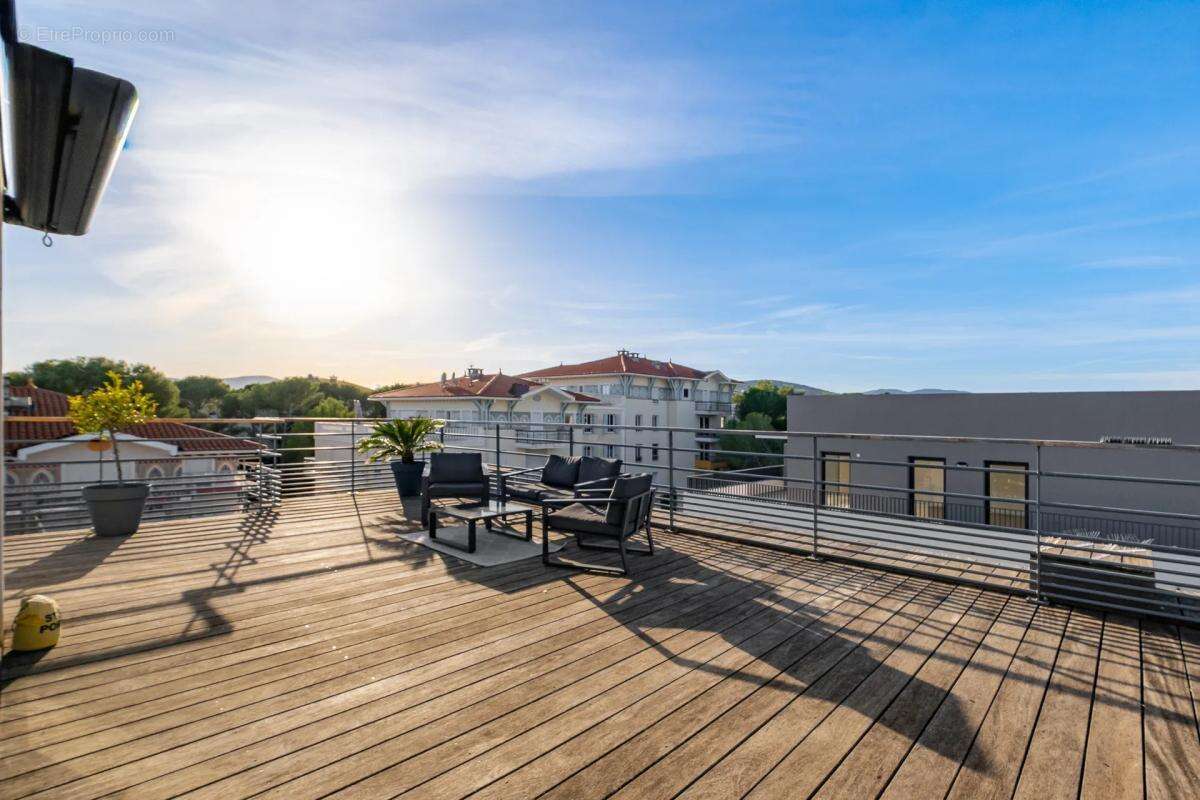 Appartement à FREJUS