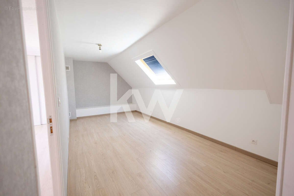 Maison 147 m² à Rebrechien  - photo 7