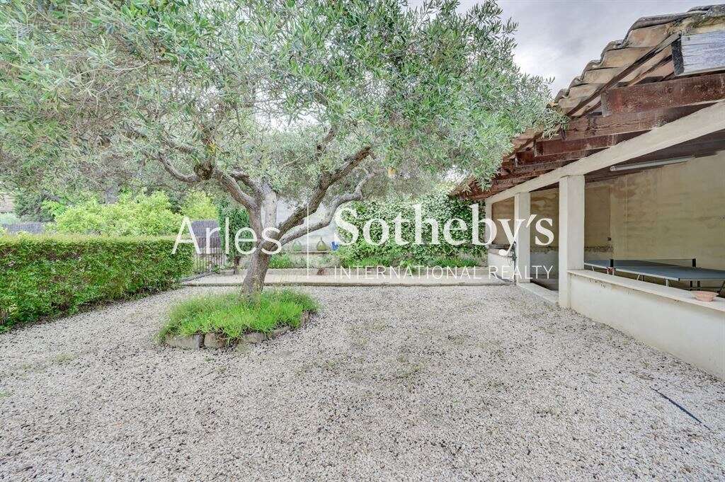 Maison à BELLEGARDE