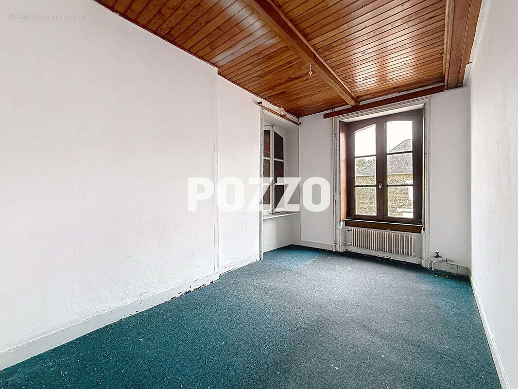 Maison à SAINT-SAUVEUR-LA-POMMERAYE