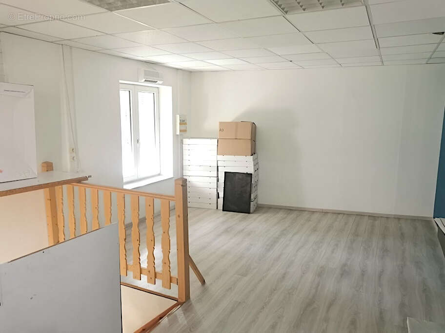 Local d'activité à vendre à OYONNAX - photo 3