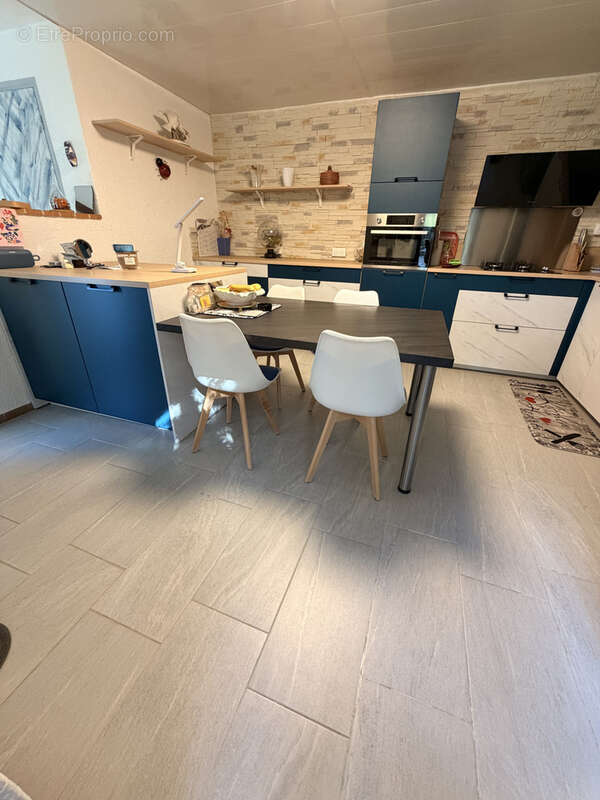 Maison à VILLENEUVE-LES-CORBIERES