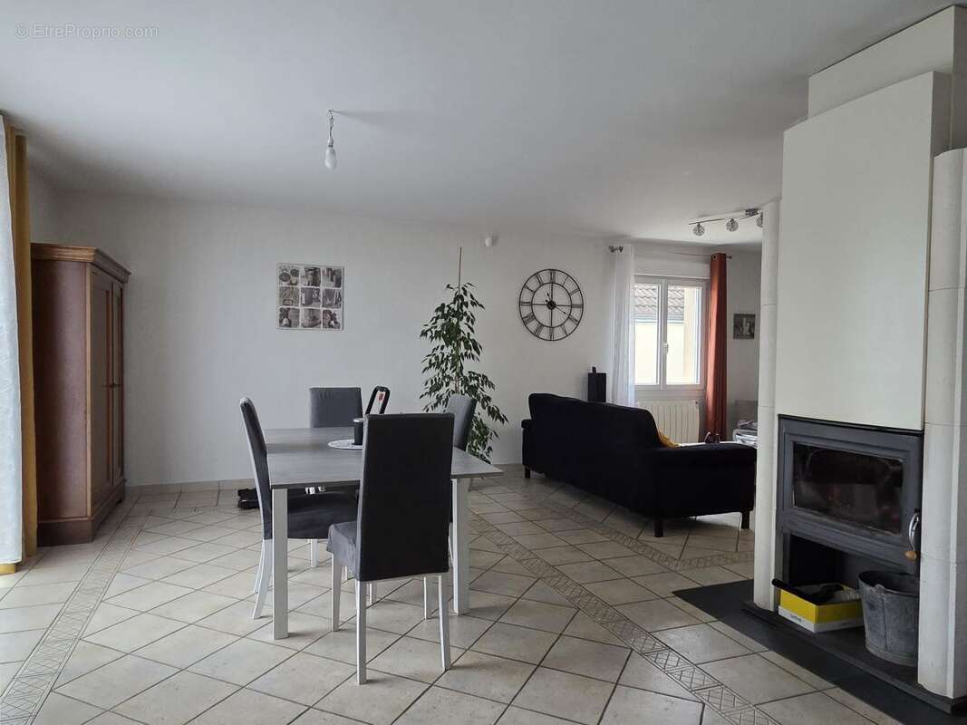 Maison à CHATEAU-GONTIER