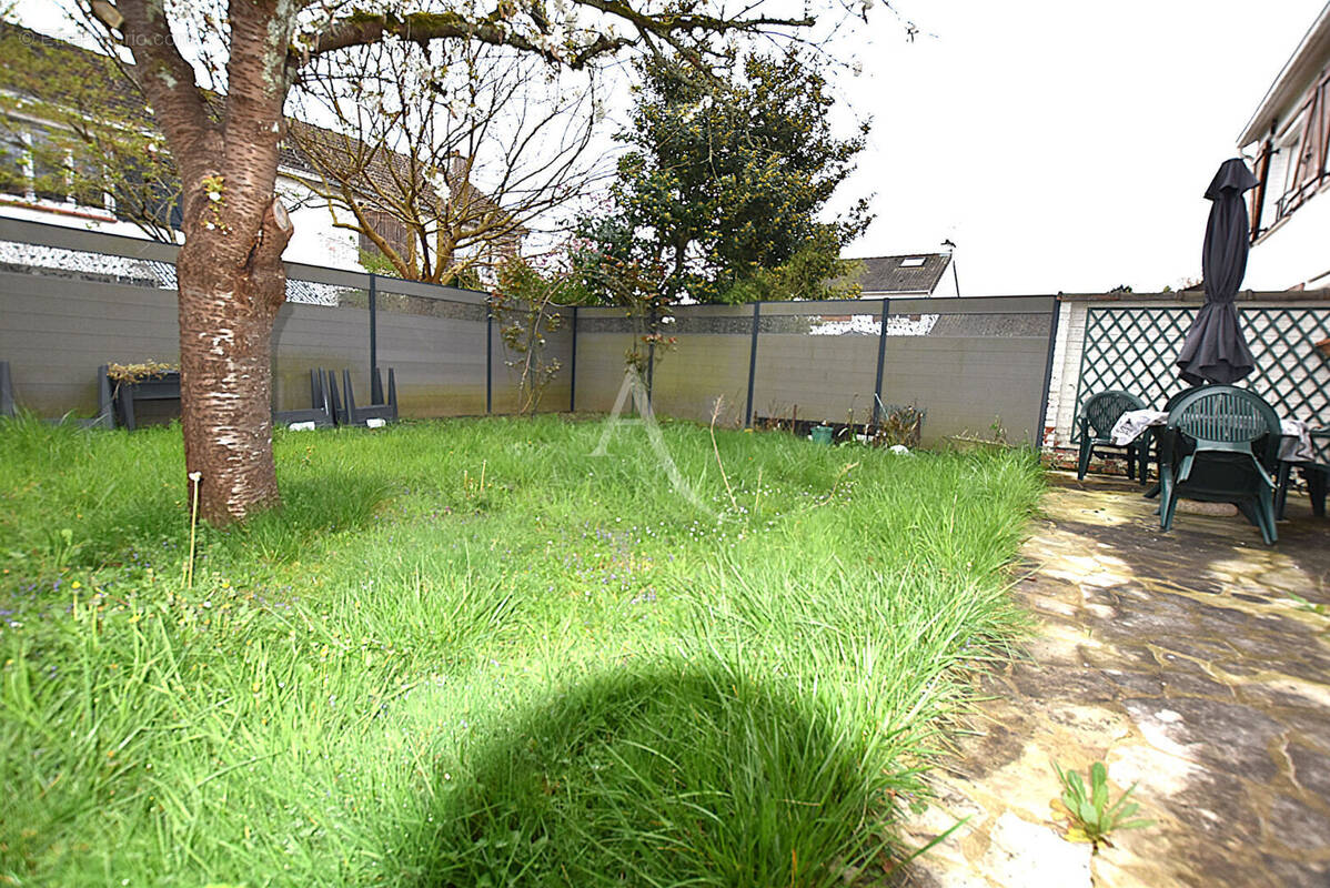 Maison à COMBS-LA-VILLE