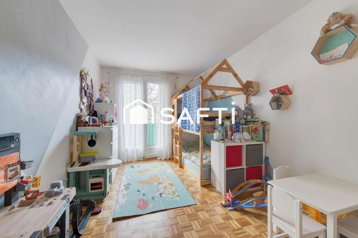 Photo 8 - Appartement à SAINT-MAUR-DES-FOSSES