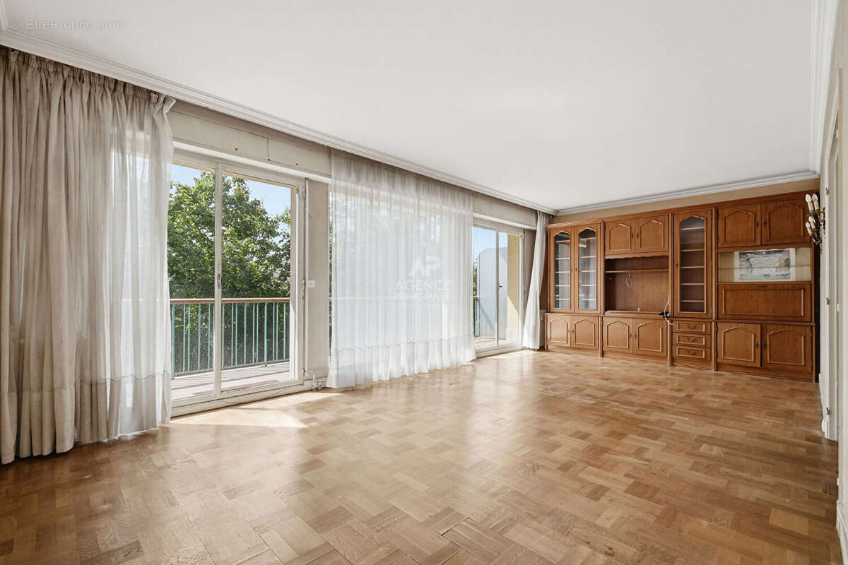 Appartement Saint Germain En Laye 5 pièce(s) 95.86 m2 - photo 2