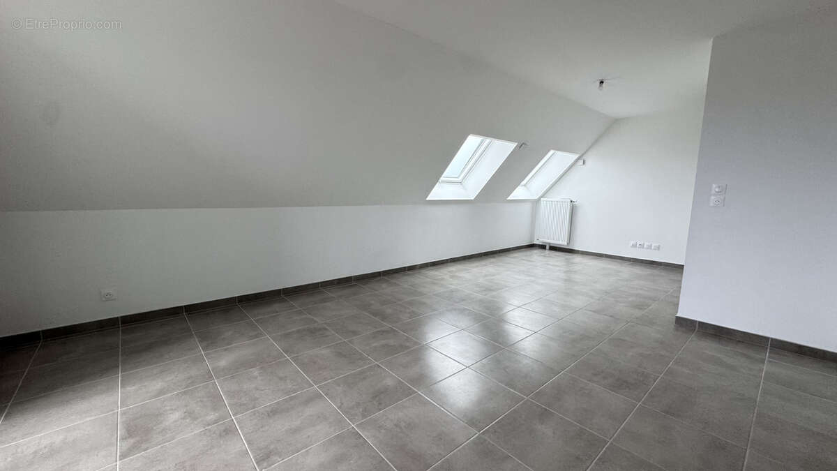 Appartement à TINQUEUX