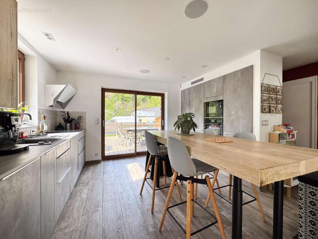 Maison à SAINT-JEOIRE