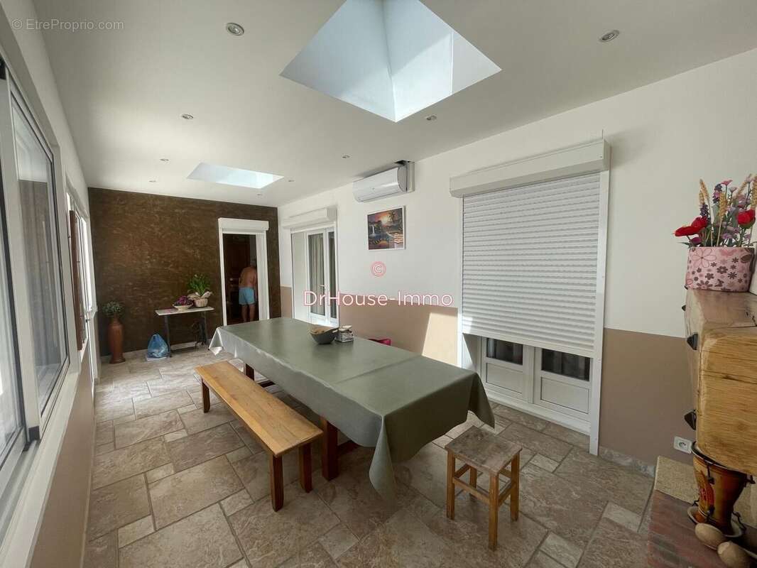 Maison 122 m² à Allauch  - photo 4