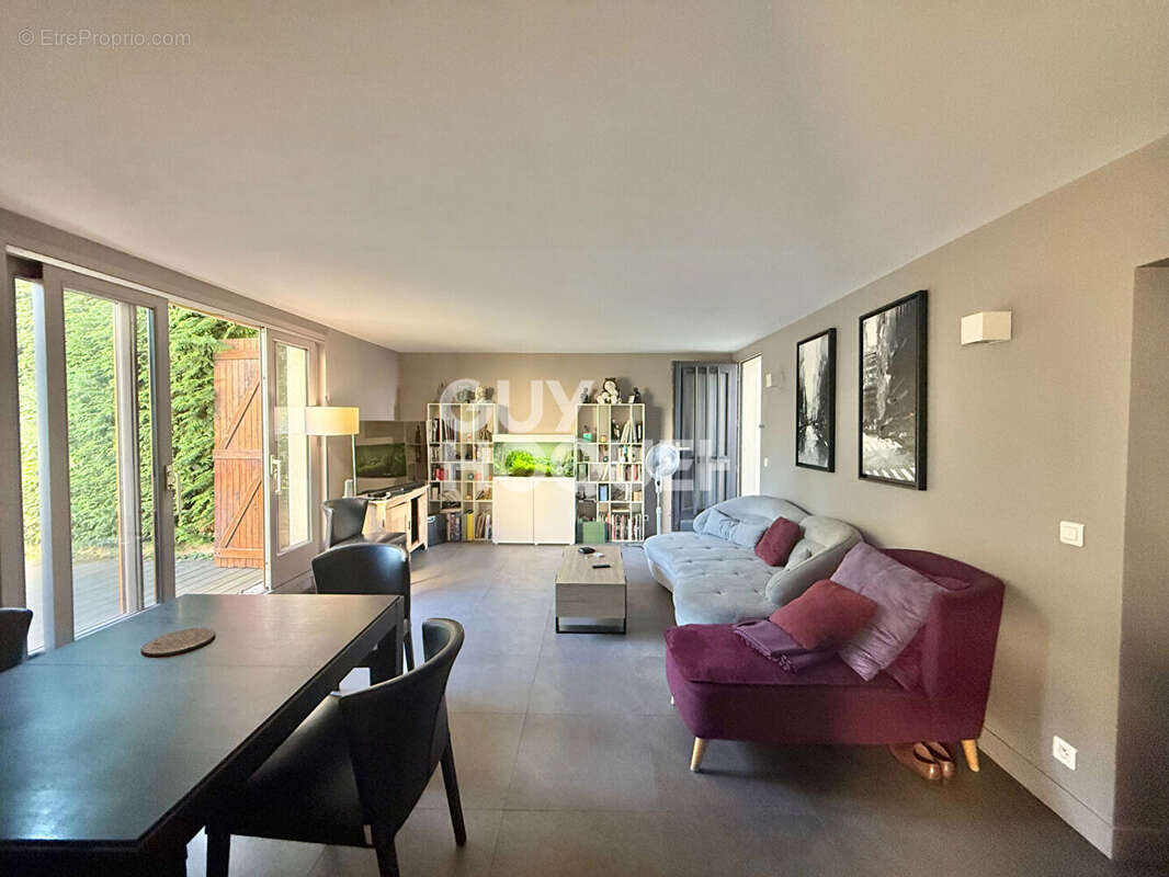 Maison L Hay Les Roses - photo 3