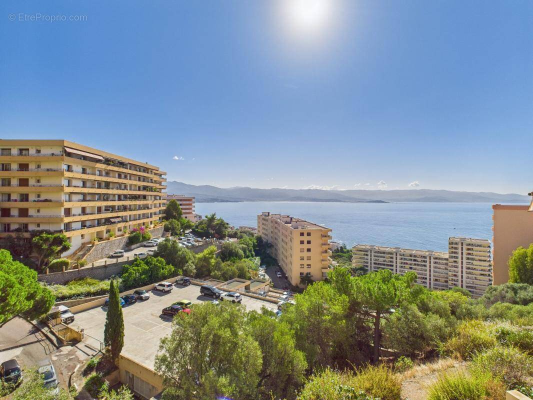 Appartement à AJACCIO