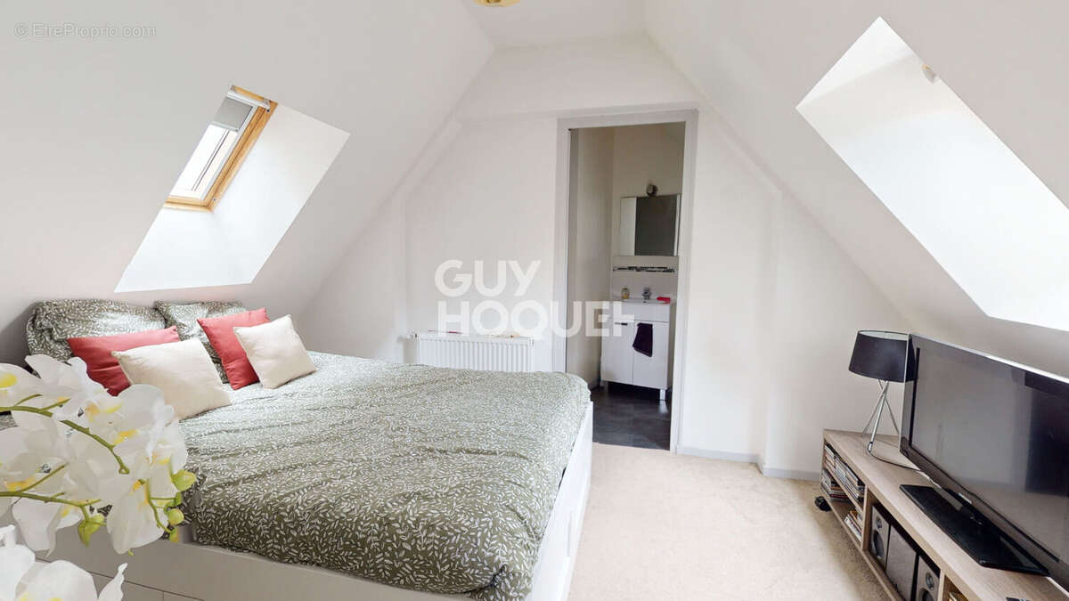 Appartement à LUYNES