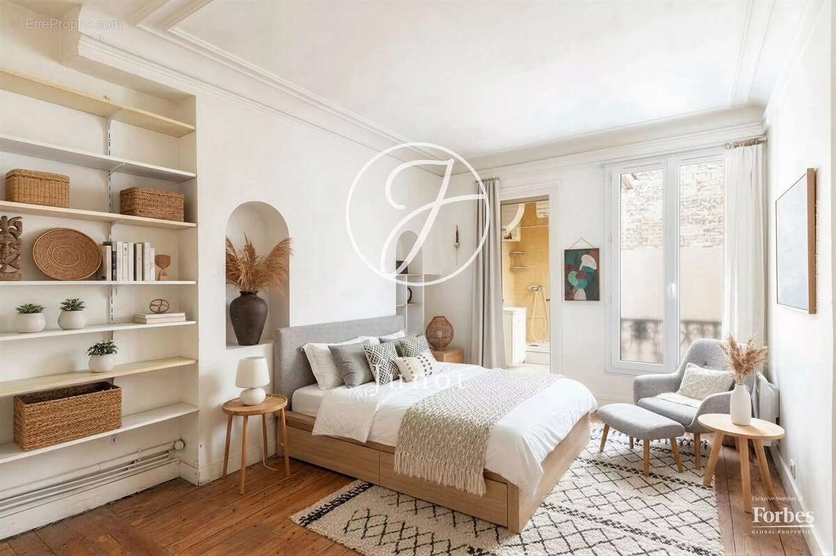 Appartement à PARIS-18E