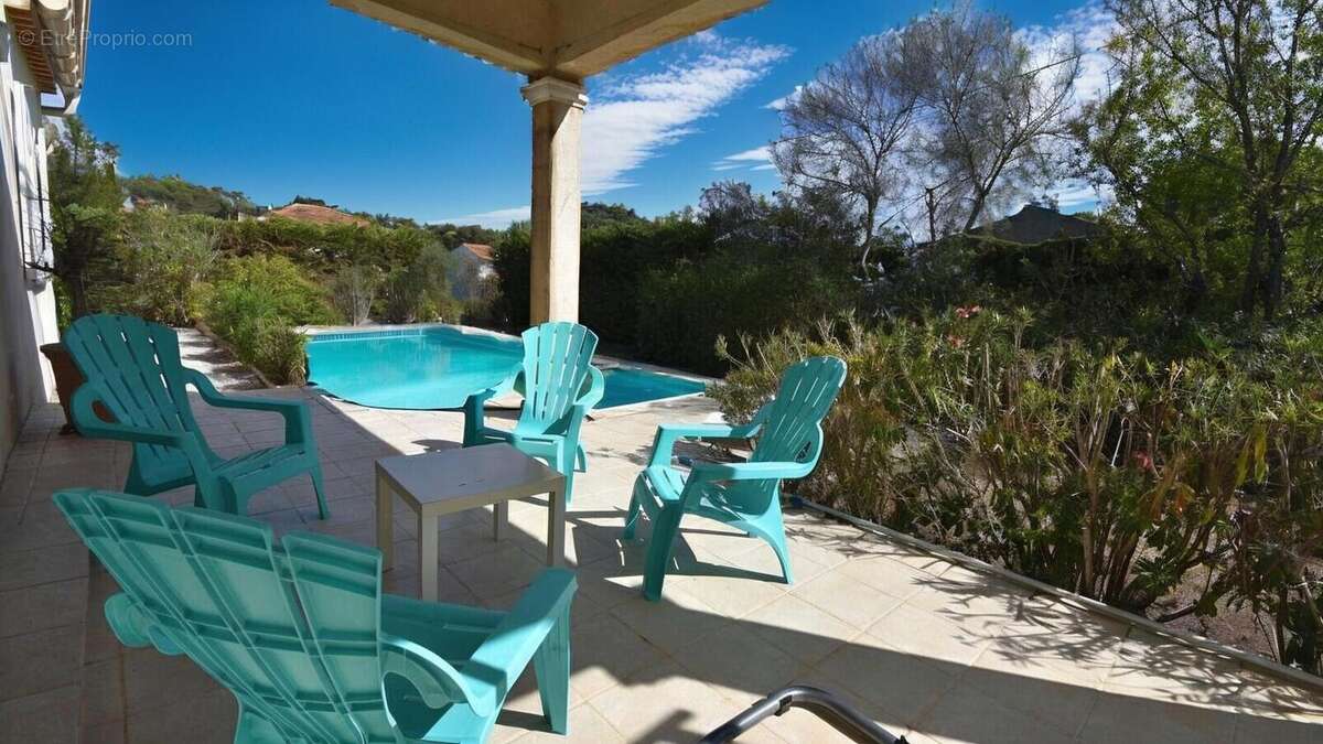 Maison à SAINT-RAPHAEL