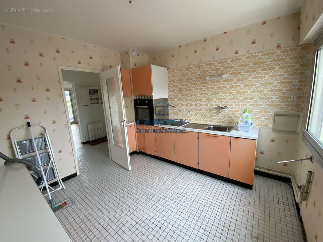 Appartement à LURE